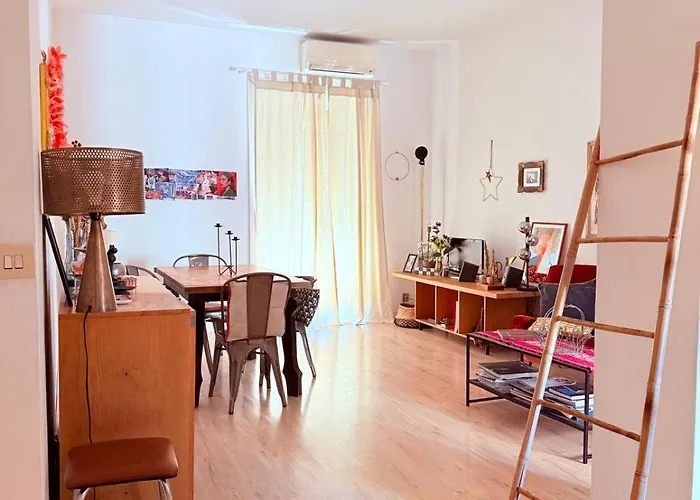 Bright House In The Heart Of Appartamento